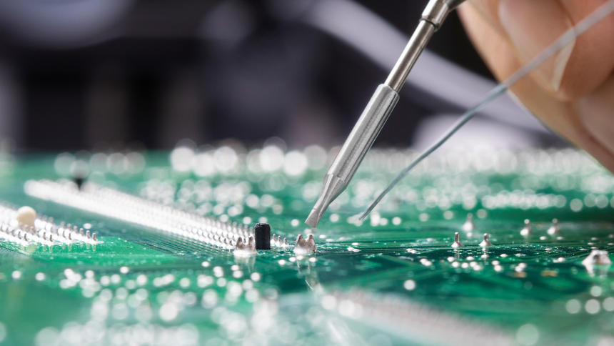 Soldering a Micro USB Socket to a PCB - Big Dan the Blogging Man