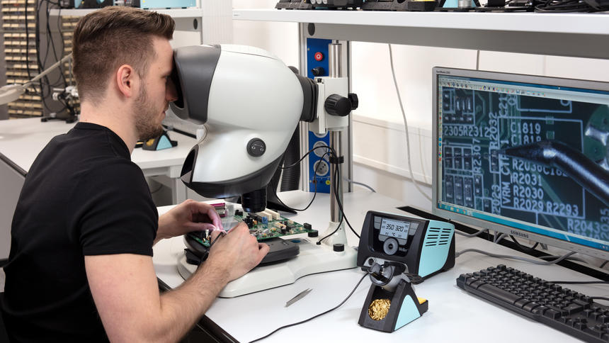 Weller-tools-industrial-soldering-application-pico-soldering-banner-1-web