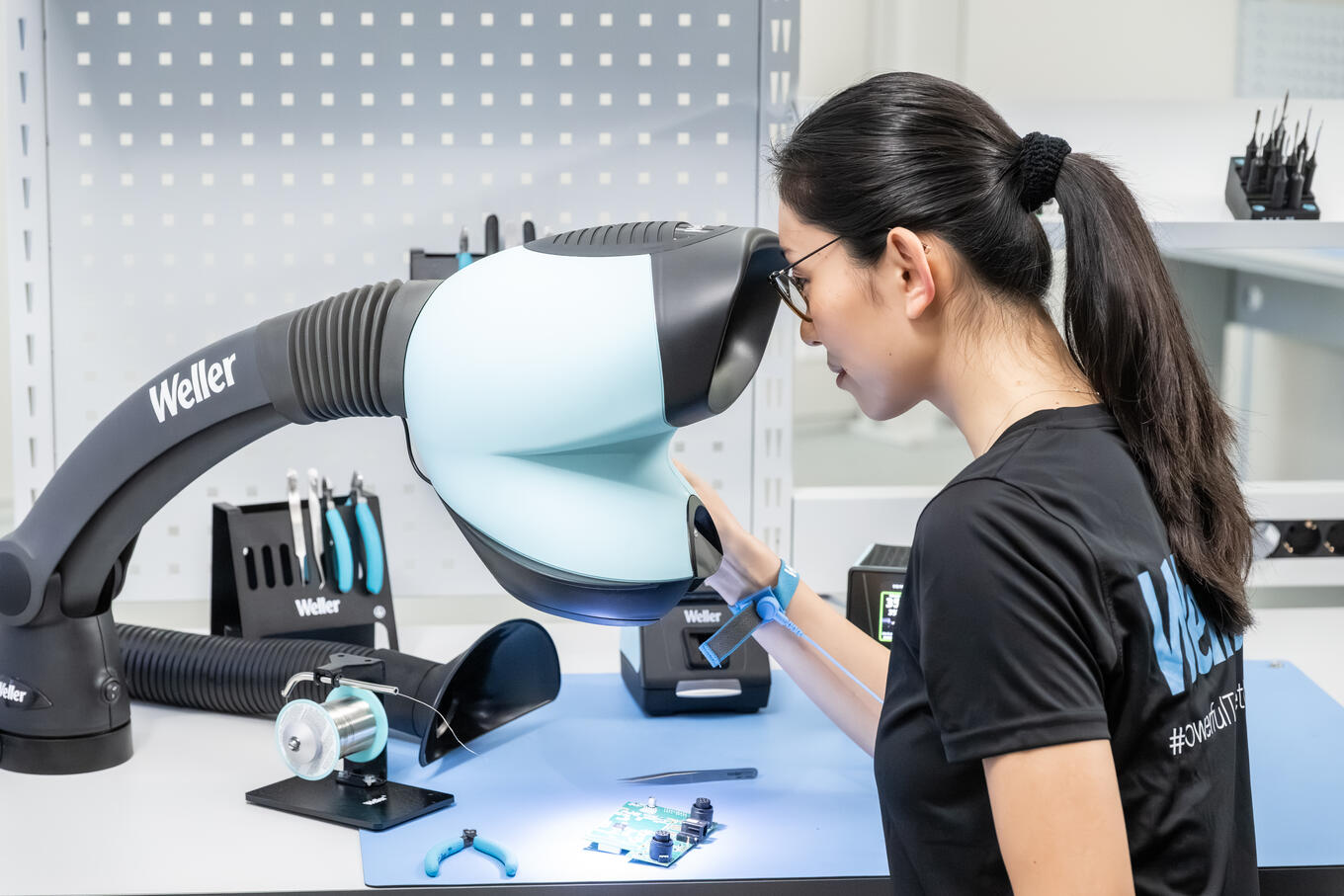 Microscope